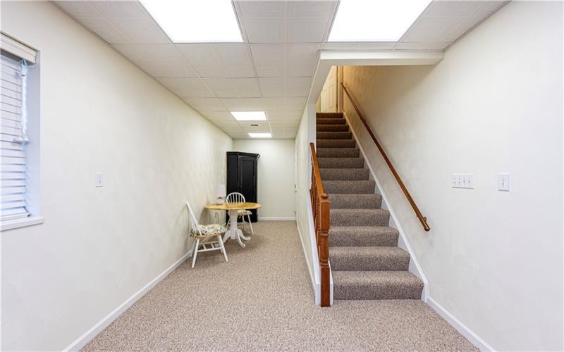319 Overview Circle, Greensburg, 15601, 2 Bedrooms Bedrooms, 8 Rooms Rooms,3 BathroomsBathrooms,Residential,For Sale,Overview Circle,1768347