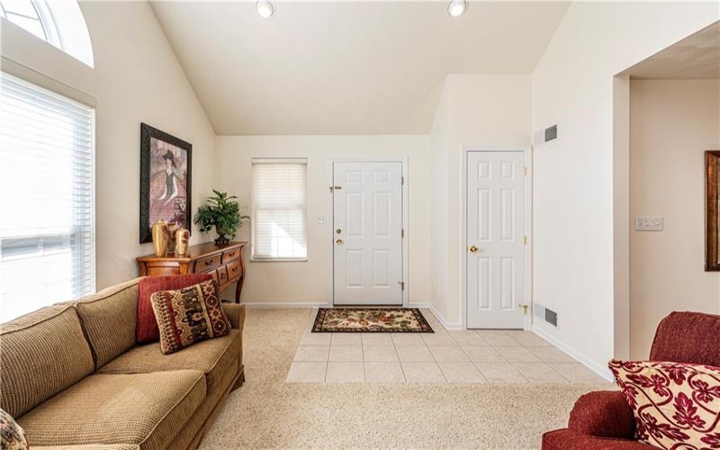 319 Overview Circle, Greensburg, 15601, 2 Bedrooms Bedrooms, 8 Rooms Rooms,3 BathroomsBathrooms,Residential,For Sale,Overview Circle,1768347