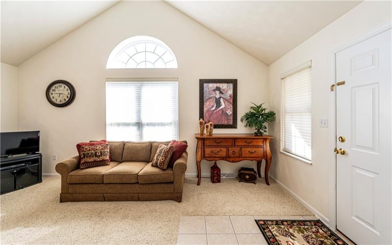 319 Overview Circle, Greensburg, 15601, 2 Bedrooms Bedrooms, 8 Rooms Rooms,3 BathroomsBathrooms,Residential,For Sale,Overview Circle,1768347