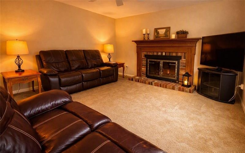 10232 Lavonne Dr, North Huntingdon, 15642, 4 Bedroom Bedrooms, 11 Room Rooms,3.1 BathroomBathrooms,Residential,For Sale,Lavonne Dr,1768348