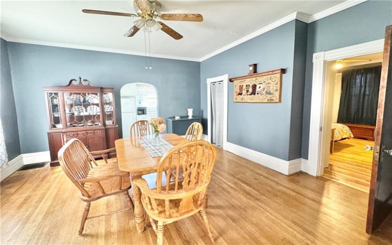 510 Market St, Scottdale, 15683, 4 Bedroom Bedrooms, 7 Room Rooms,2.1 BathroomBathrooms,Residential,For Sale,Market St,1768353