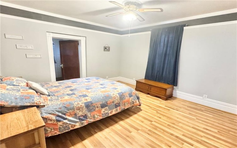 510 Market St, Scottdale, 15683, 4 Bedroom Bedrooms, 7 Room Rooms,2.1 BathroomBathrooms,Residential,For Sale,Market St,1768353