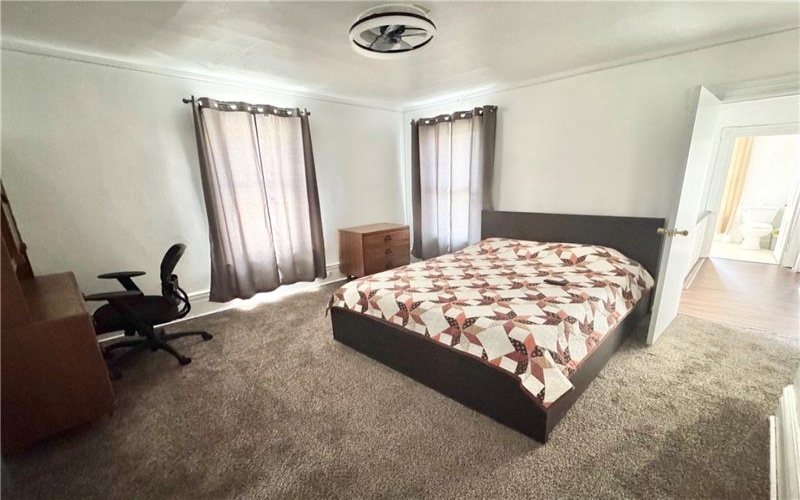 510 Market St, Scottdale, 15683, 4 Bedroom Bedrooms, 7 Room Rooms,2.1 BathroomBathrooms,Residential,For Sale,Market St,1768353