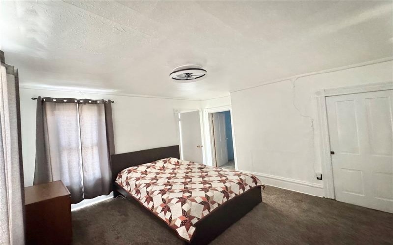 510 Market St, Scottdale, 15683, 4 Bedroom Bedrooms, 7 Room Rooms,2.1 BathroomBathrooms,Residential,For Sale,Market St,1768353