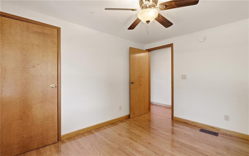 617 Stewart St, Berlin, 15530, 4 Bedrooms Bedrooms, 8 Rooms Rooms,3 BathroomsBathrooms,Residential,For Sale,Stewart St,1768419