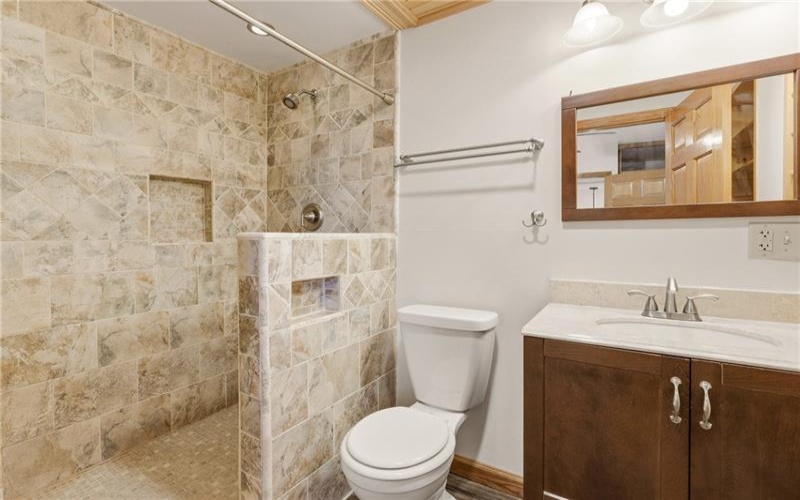 617 Stewart St, Berlin, 15530, 4 Bedrooms Bedrooms, 8 Rooms Rooms,3 BathroomsBathrooms,Residential,For Sale,Stewart St,1768419