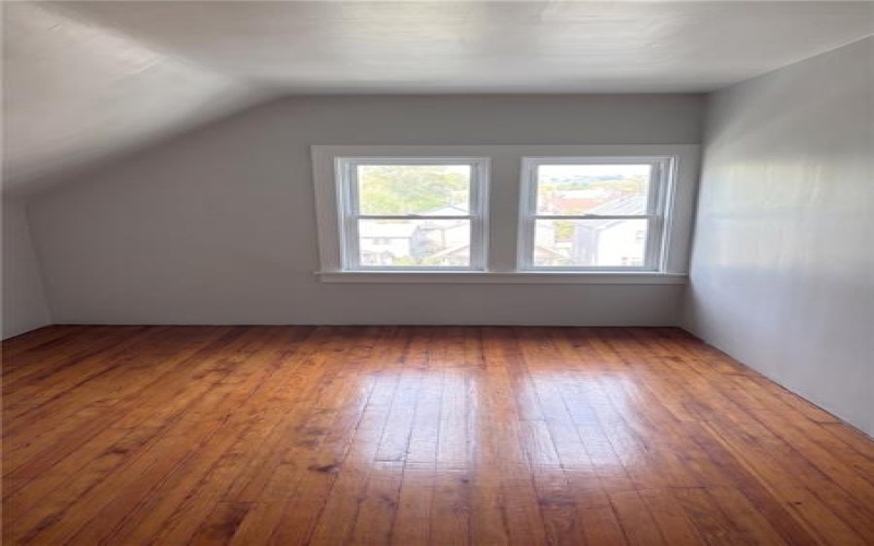 356 Locust Avenue, Washington, 15301, 5 Bedrooms Bedrooms, 11 Rooms Rooms,2 BathroomsBathrooms,Residential,For Sale,Locust Avenue,1746978