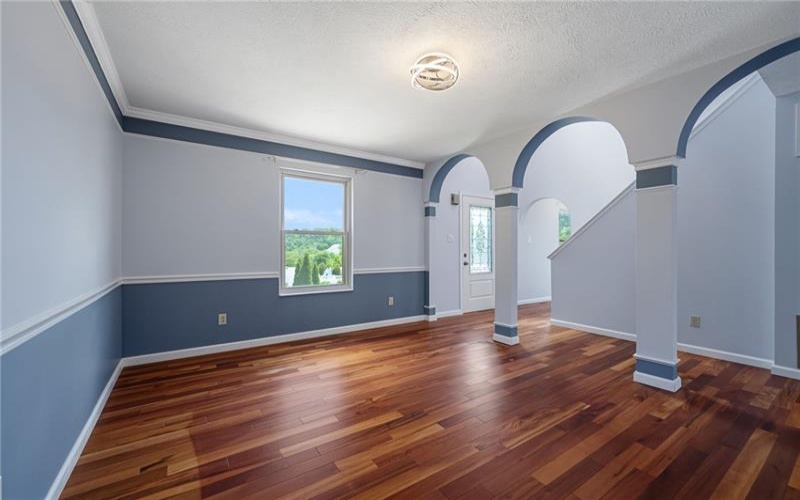 1342 Morgan Cir, Canonsburg, 15317, 4 Bedrooms Bedrooms, 11 Rooms Rooms,2.2 BathroomsBathrooms,Residential,For Sale,Morgan Cir,1761670