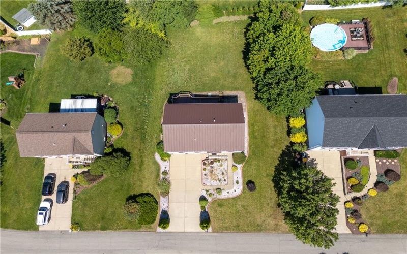 1342 Morgan Cir, Canonsburg, 15317, 4 Bedrooms Bedrooms, 11 Rooms Rooms,2.2 BathroomsBathrooms,Residential,For Sale,Morgan Cir,1761670