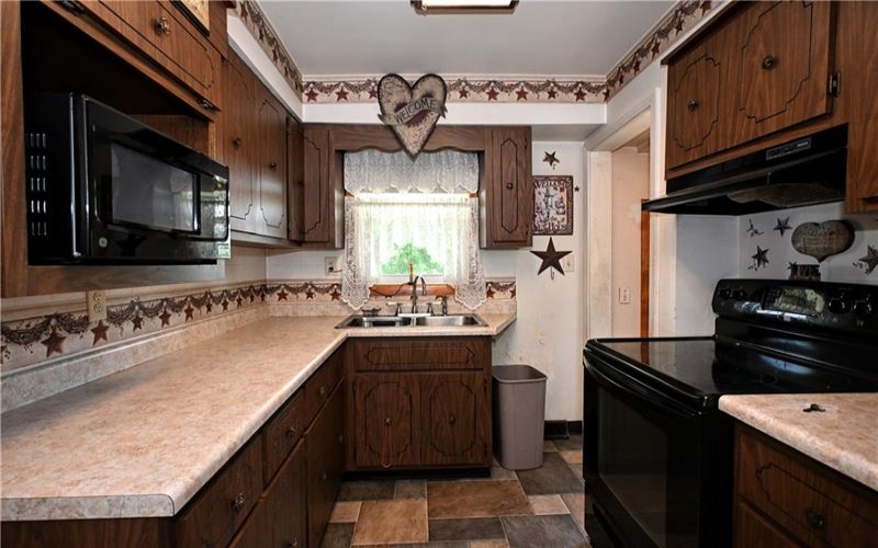 120 REED AVENUE, Belle Vernon, 15012, 3 Bedrooms Bedrooms, 7 Rooms Rooms,1 BathroomBathrooms,Residential,For Sale,REED AVENUE,1764447