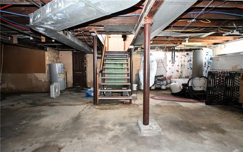 120 REED AVENUE, Belle Vernon, 15012, 3 Bedrooms Bedrooms, 7 Rooms Rooms,1 BathroomBathrooms,Residential,For Sale,REED AVENUE,1764447