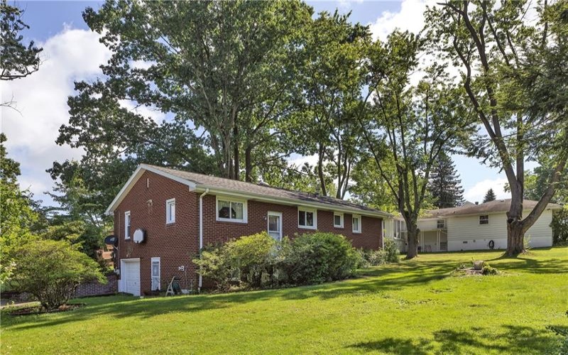 108 Fairview Street, Delmont, 15626, 3 Bedrooms Bedrooms, 8 Rooms Rooms,2 BathroomsBathrooms,Residential,For Sale,Fairview Street,1768373