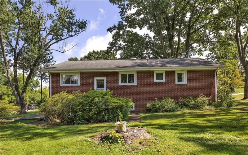 108 Fairview Street, Delmont, 15626, 3 Bedrooms Bedrooms, 8 Rooms Rooms,2 BathroomsBathrooms,Residential,For Sale,Fairview Street,1768373