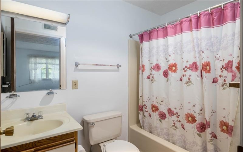 820 S Main St, Washington, 15301, 2 Bedrooms Bedrooms, 5 Rooms Rooms,2 BathroomsBathrooms,Residential,For Sale,S Main St,1768480