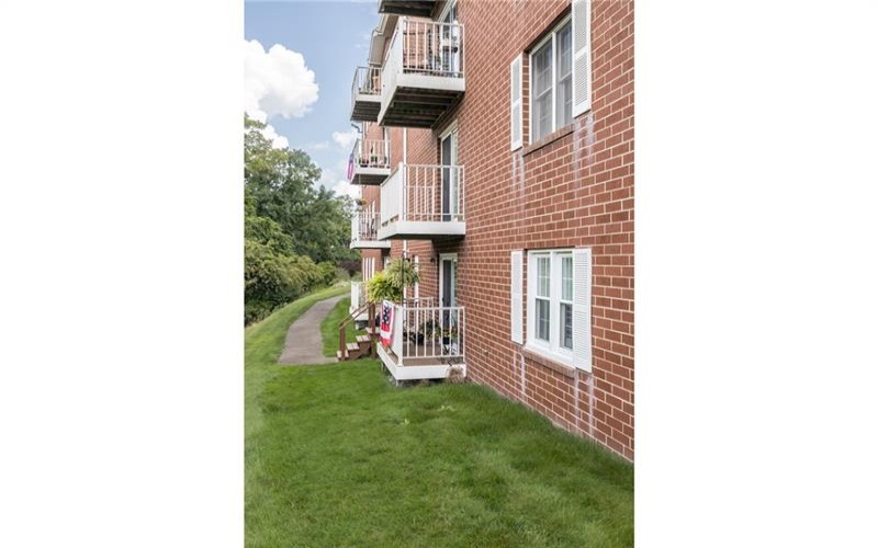 820 S Main St, Washington, 15301, 2 Bedrooms Bedrooms, 5 Rooms Rooms,2 BathroomsBathrooms,Residential,For Sale,S Main St,1768480