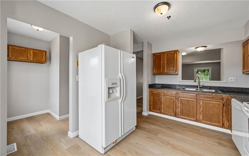 235 Fieldbrook Drive, Canonsburg, 15317, 2 Bedrooms Bedrooms, 6 Rooms Rooms,1.1 BathroomsBathrooms,Residential,For Sale,Fieldbrook Drive,1768483