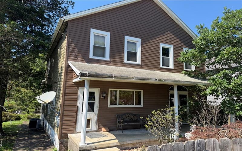401 2nd St, Vestaburg, 15368, 2 Bedrooms Bedrooms, ,1 BathroomBathrooms,Residential,For Sale,2nd St,1768486