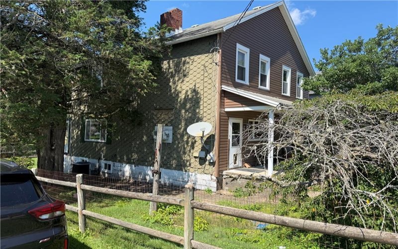 401 2nd St, Vestaburg, 15368, 2 Bedrooms Bedrooms, ,1 BathroomBathrooms,Residential,For Sale,2nd St,1768486
