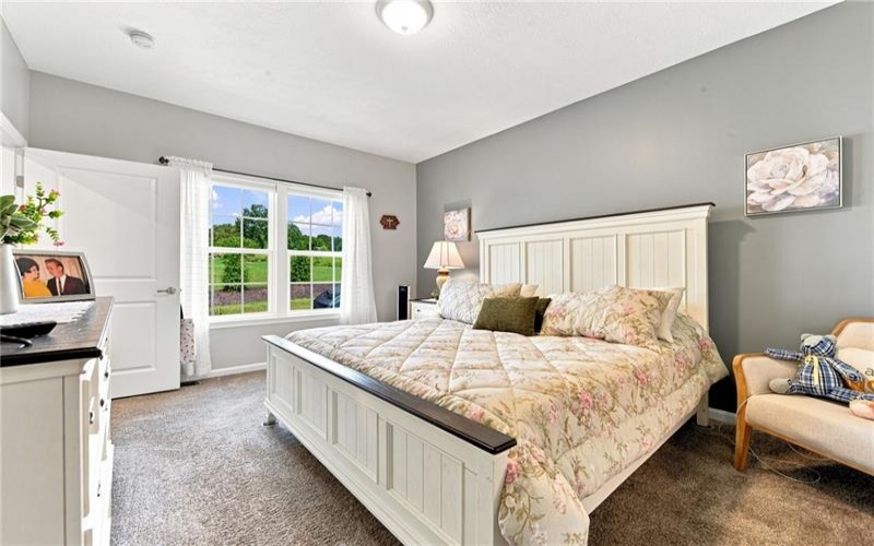 1006 Black Sands Dr, Jeannette, 15644, 4 Bedroom Bedrooms, 9 Room Rooms,3 BathroomBathrooms,Residential,For Sale,Black Sands Dr,1768489