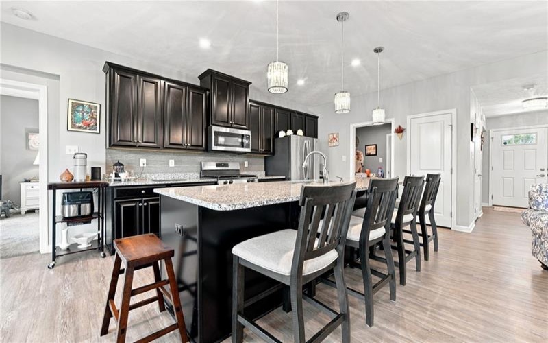 1006 Black Sands Dr, Jeannette, 15644, 4 Bedroom Bedrooms, 9 Room Rooms,3 BathroomBathrooms,Residential,For Sale,Black Sands Dr,1768489