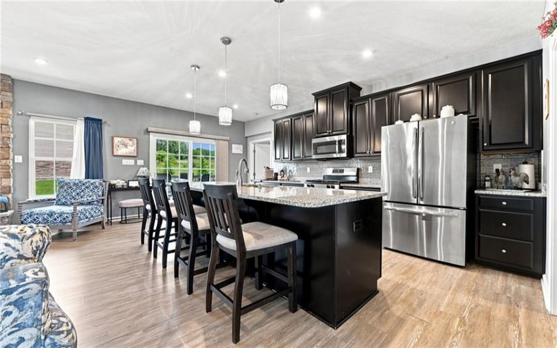 1006 Black Sands Dr, Jeannette, 15644, 4 Bedroom Bedrooms, 9 Room Rooms,3 BathroomBathrooms,Residential,For Sale,Black Sands Dr,1768489