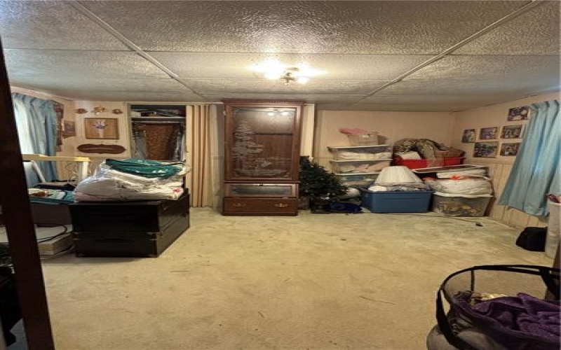 136 Hatfield Rd, Smock, 15480, 4 Bedrooms Bedrooms, 8 Rooms Rooms,2.1 BathroomsBathrooms,Residential,For Sale,Hatfield Rd,1768497