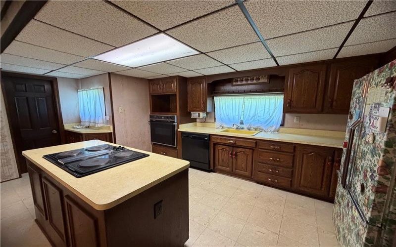 1022 Mapletown Road, Greensboro, 15338, 3 Bedrooms Bedrooms, 7 Rooms Rooms,1.1 BathroomsBathrooms,Residential,For Sale,Mapletown Road,1768591