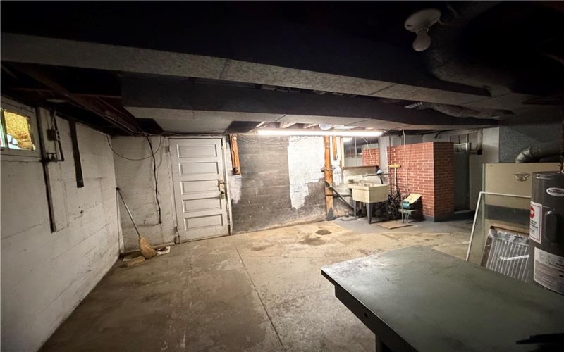1022 Mapletown Road, Greensboro, 15338, 3 Bedrooms Bedrooms, 7 Rooms Rooms,1.1 BathroomsBathrooms,Residential,For Sale,Mapletown Road,1768591