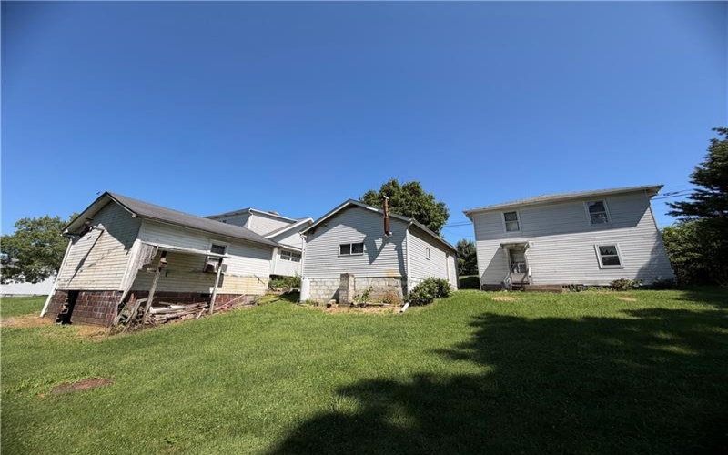 1022 Mapletown Road, Greensboro, 15338, 3 Bedrooms Bedrooms, 7 Rooms Rooms,1.1 BathroomsBathrooms,Residential,For Sale,Mapletown Road,1768591