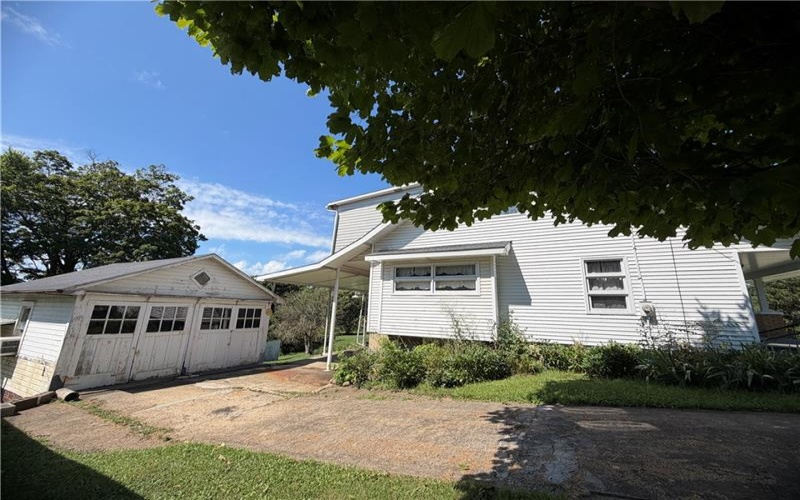 1022 Mapletown Road, Greensboro, 15338, 3 Bedrooms Bedrooms, 7 Rooms Rooms,1.1 BathroomsBathrooms,Residential,For Sale,Mapletown Road,1768591