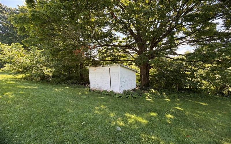 1022 Mapletown Road, Greensboro, 15338, 3 Bedrooms Bedrooms, 7 Rooms Rooms,1.1 BathroomsBathrooms,Residential,For Sale,Mapletown Road,1768591