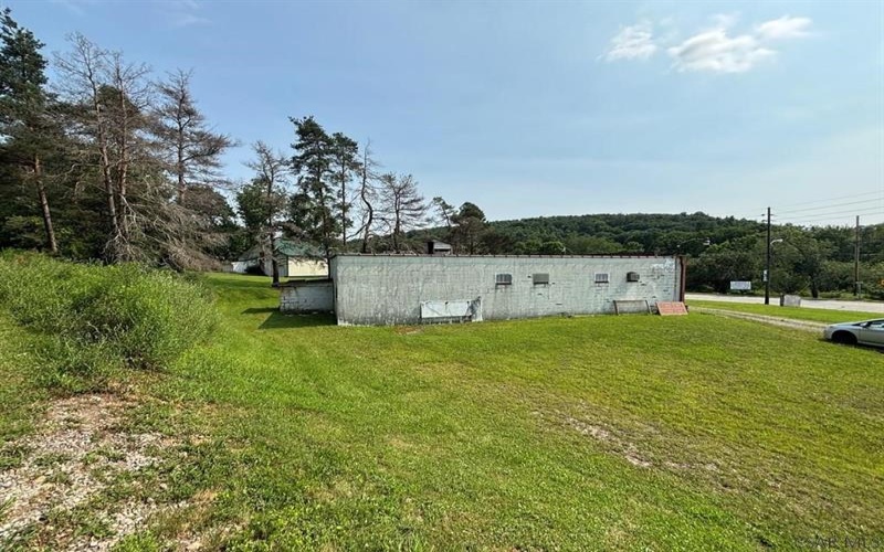 2058 Lambertsville Rd, Stoystown, 15563, ,Commercial-industrial-business,For Sale,Lambertsville Rd,1768600