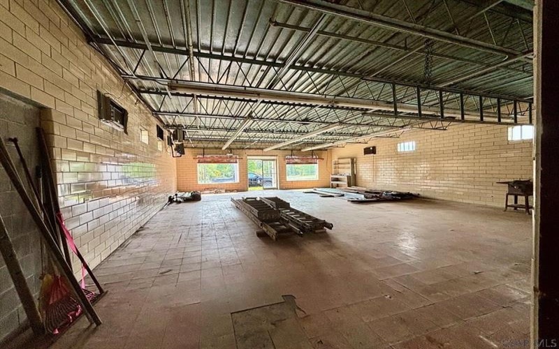 2058 Lambertsville Rd, Stoystown, 15563, ,Commercial-industrial-business,For Sale,Lambertsville Rd,1768600