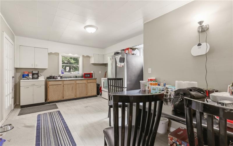 214 Vine St, Mount Pleasant, 15666, 2 Bedrooms Bedrooms, ,1.1 BathroomsBathrooms,Residential,For Sale,Vine St,1768604