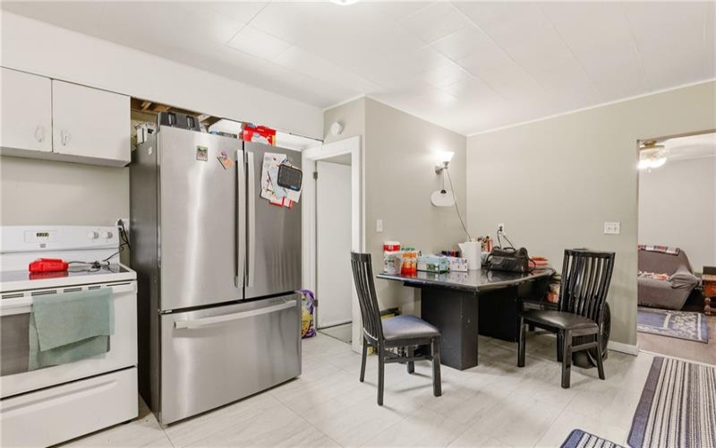214 Vine St, Mount Pleasant, 15666, 2 Bedrooms Bedrooms, ,1.1 BathroomsBathrooms,Residential,For Sale,Vine St,1768604