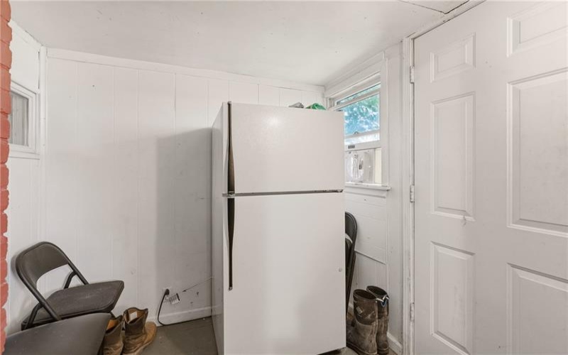 214 Vine St, Mount Pleasant, 15666, 2 Bedrooms Bedrooms, ,1.1 BathroomsBathrooms,Residential,For Sale,Vine St,1768604