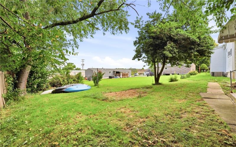 214 Vine St, Mount Pleasant, 15666, 2 Bedrooms Bedrooms, ,1.1 BathroomsBathrooms,Residential,For Sale,Vine St,1768604