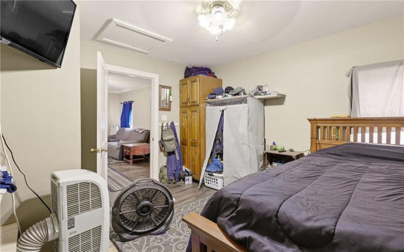 214 Vine St, Mount Pleasant, 15666, 2 Bedrooms Bedrooms, ,1.1 BathroomsBathrooms,Residential,For Sale,Vine St,1768604