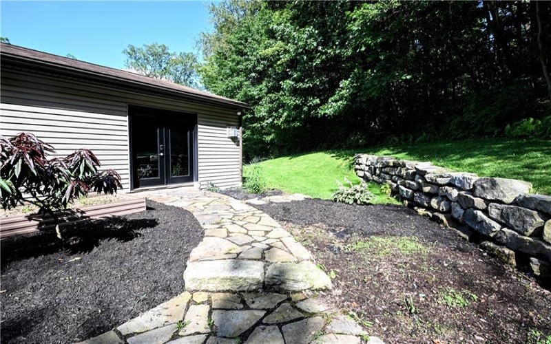 382 Fry Hollow, Hunker, 15639, 3 Bedroom Bedrooms, ,2 BathroomBathrooms,Residential,For Sale,Fry Hollow,1768605