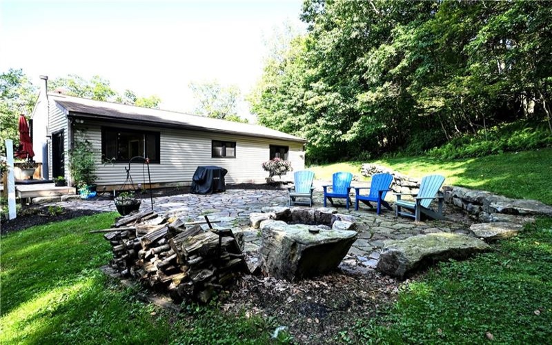 382 Fry Hollow, Hunker, 15639, 3 Bedroom Bedrooms, ,2 BathroomBathrooms,Residential,For Sale,Fry Hollow,1768605