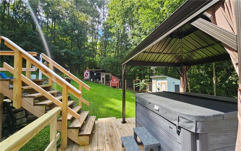 382 Fry Hollow, Hunker, 15639, 3 Bedroom Bedrooms, ,2 BathroomBathrooms,Residential,For Sale,Fry Hollow,1768605