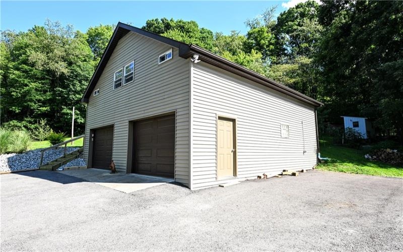 382 Fry Hollow, Hunker, 15639, 3 Bedroom Bedrooms, ,2 BathroomBathrooms,Residential,For Sale,Fry Hollow,1768605