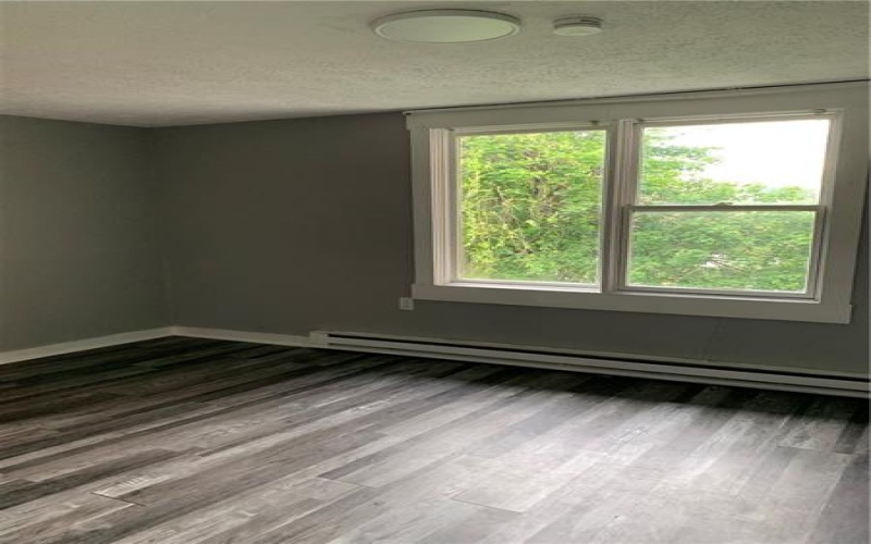 308-310 Pittsburgh, Connellsville, 15425, 2 Bedrooms Bedrooms, ,1 BathroomBathrooms,Lease,For Rent,Pittsburgh,1768622