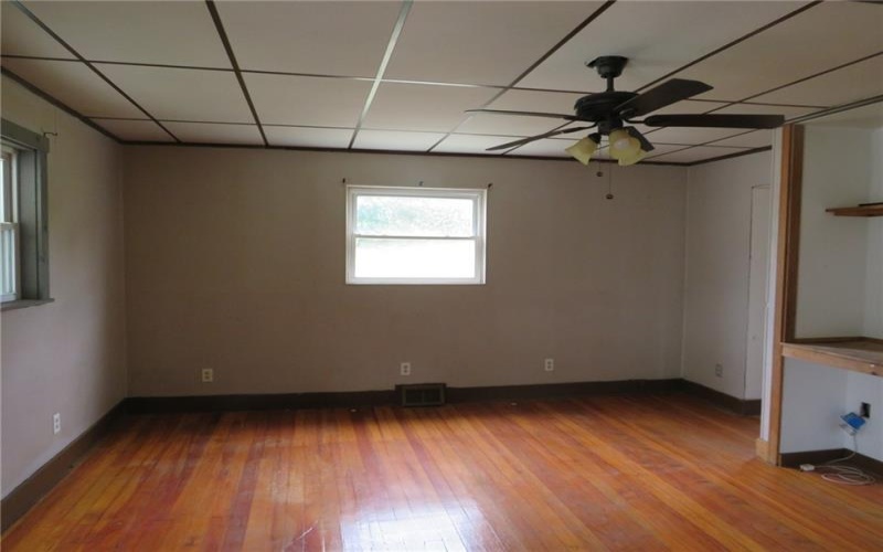 26 Campbell Dr, Avella, 15312, 3 Bedrooms Bedrooms, ,1.1 BathroomsBathrooms,Residential,For Sale,Campbell Dr,1768630