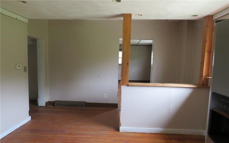 26 Campbell Dr, Avella, 15312, 3 Bedrooms Bedrooms, ,1.1 BathroomsBathrooms,Residential,For Sale,Campbell Dr,1768630