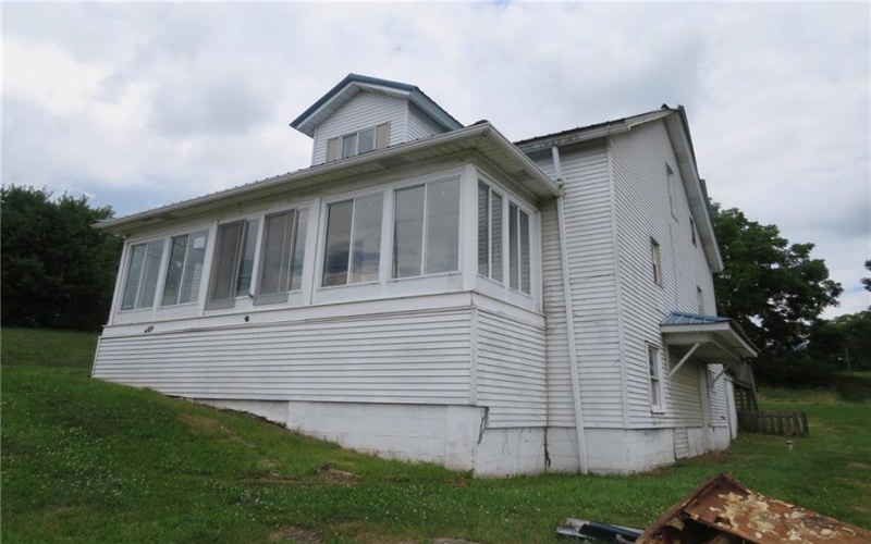 26 Campbell Dr, Avella, 15312, 3 Bedrooms Bedrooms, ,1.1 BathroomsBathrooms,Residential,For Sale,Campbell Dr,1768630