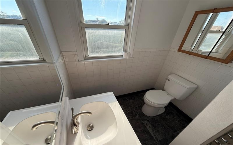 1218 Woodmont Ave, New Kensington, 15068, 3 Bedroom Bedrooms, ,1 BathroomBathrooms,Residential,For Sale,Woodmont Ave,1768639