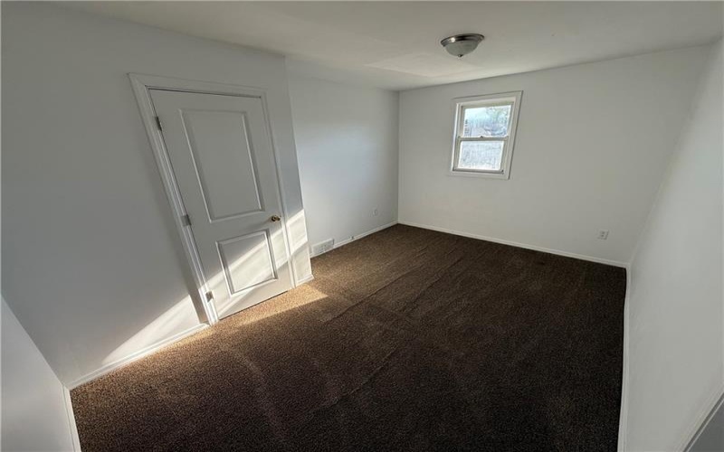 1218 Woodmont Ave, New Kensington, 15068, 3 Bedroom Bedrooms, ,1 BathroomBathrooms,Residential,For Sale,Woodmont Ave,1768639
