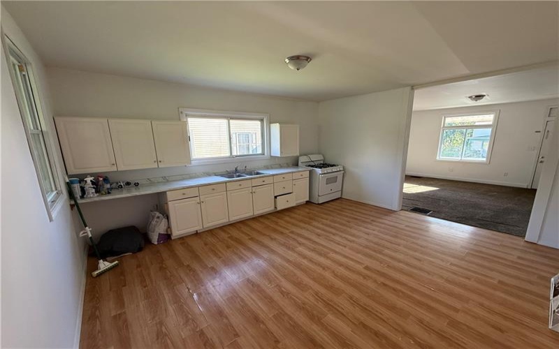 1218 Woodmont Ave, New Kensington, 15068, 3 Bedroom Bedrooms, ,1 BathroomBathrooms,Residential,For Sale,Woodmont Ave,1768639