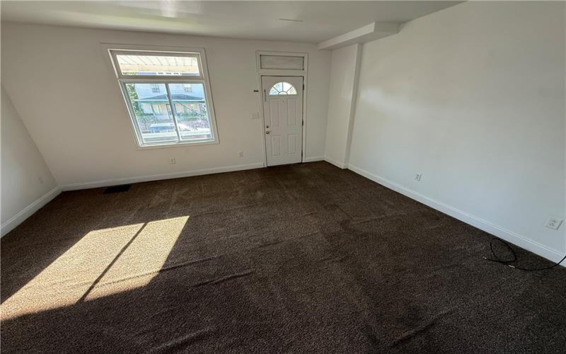 1218 Woodmont Ave, New Kensington, 15068, 3 Bedroom Bedrooms, ,1 BathroomBathrooms,Residential,For Sale,Woodmont Ave,1768639
